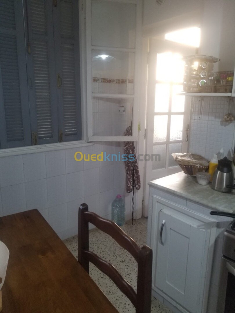 Location Appartement F3 Alger Draria