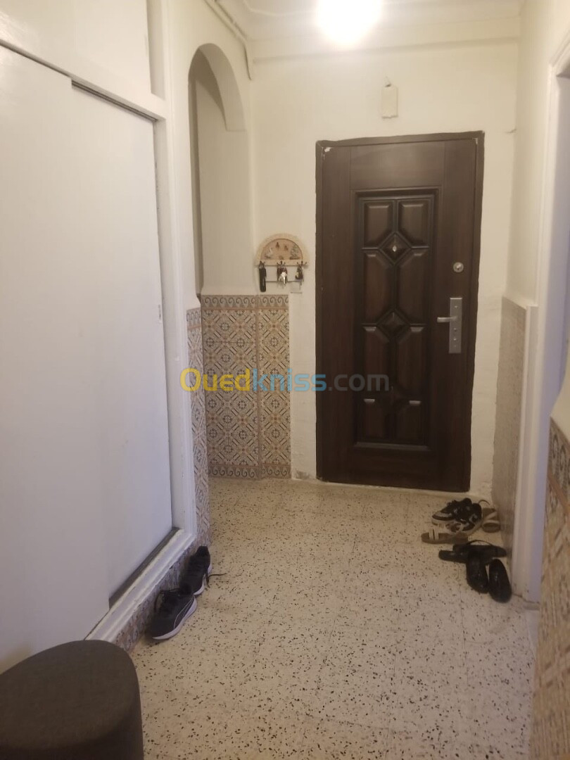 Location Appartement F3 Alger Draria