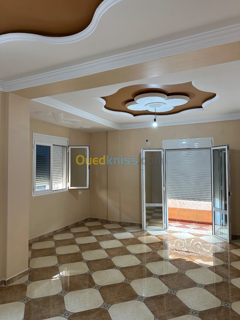 Location Appartement F4 Alger Rais hamidou