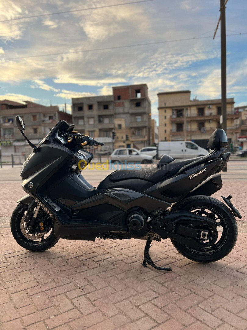 Yamaha Tmax iron 2015