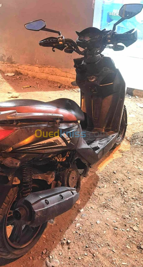 Scooter okinoi 150 دفعة 2020 2020