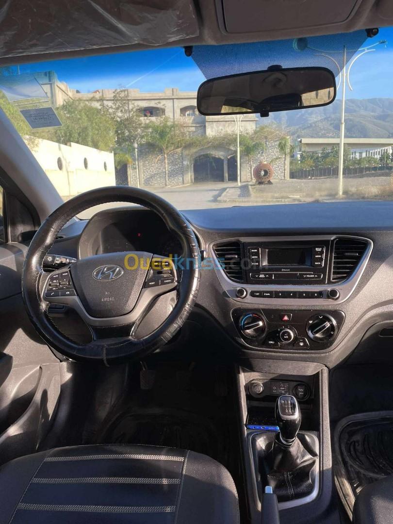 Hyundai Accent RB  4 portes 2019 Accent RB  4 portes