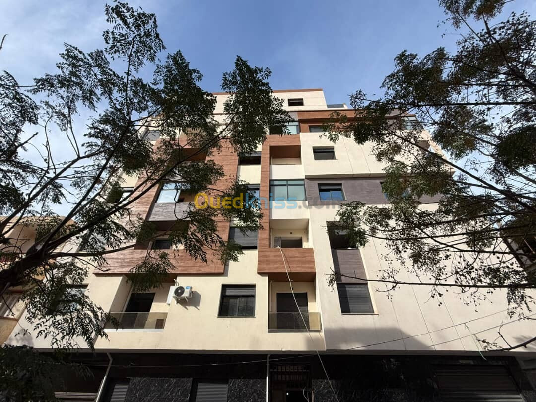 Vente Appartement F4 Alger Bordj el bahri