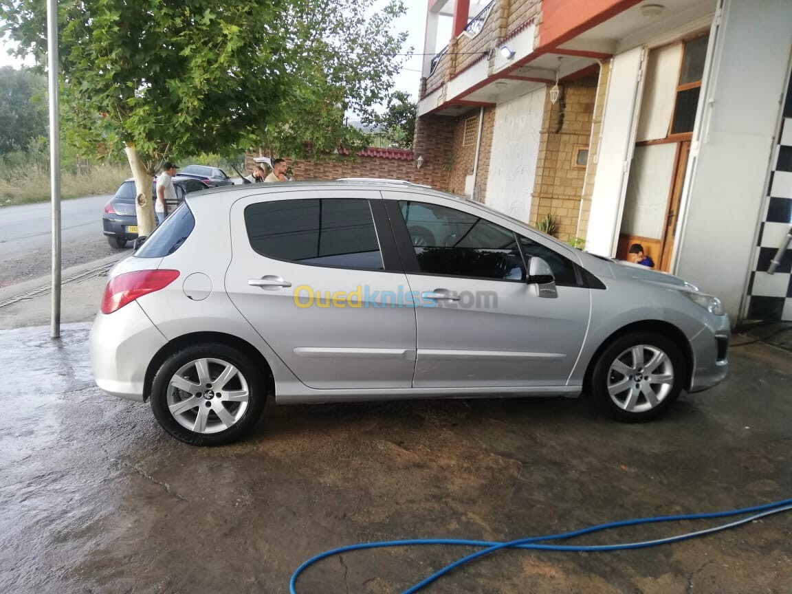 Peugeot 308 2012 308