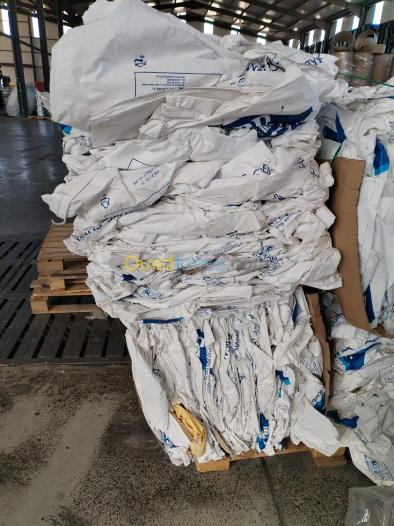 Déchets industriels : Sacs tissés plastique à vendre