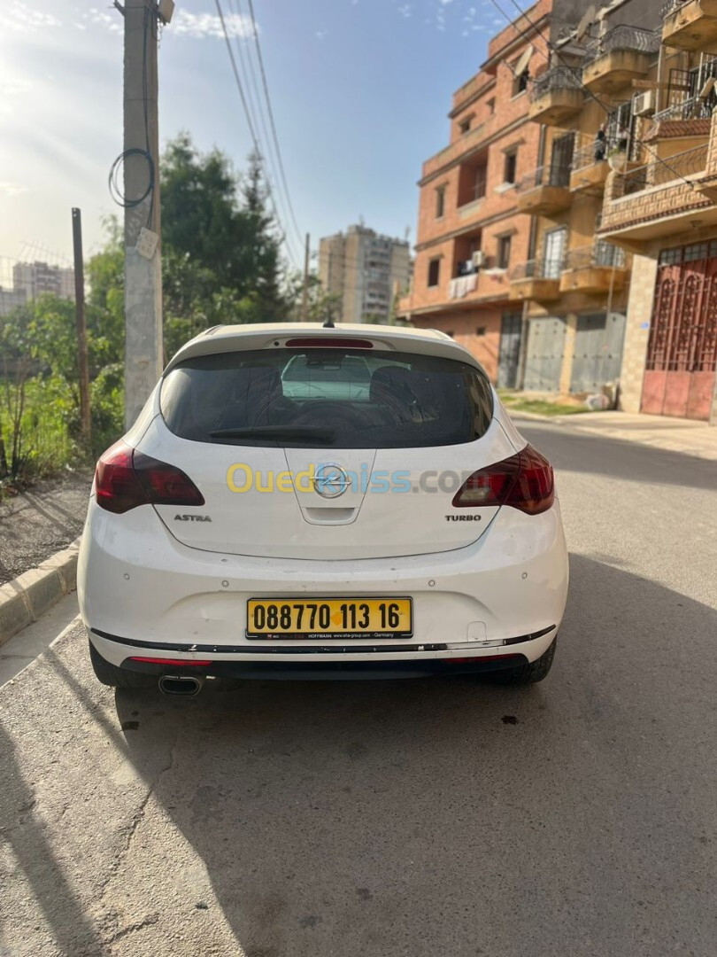 Opel Astra 2013 Astra