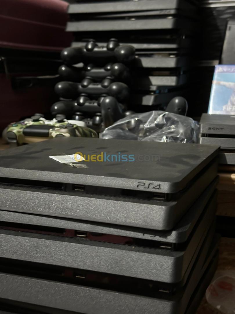 19 PlayStation 4 Slim Venu de Allmagne