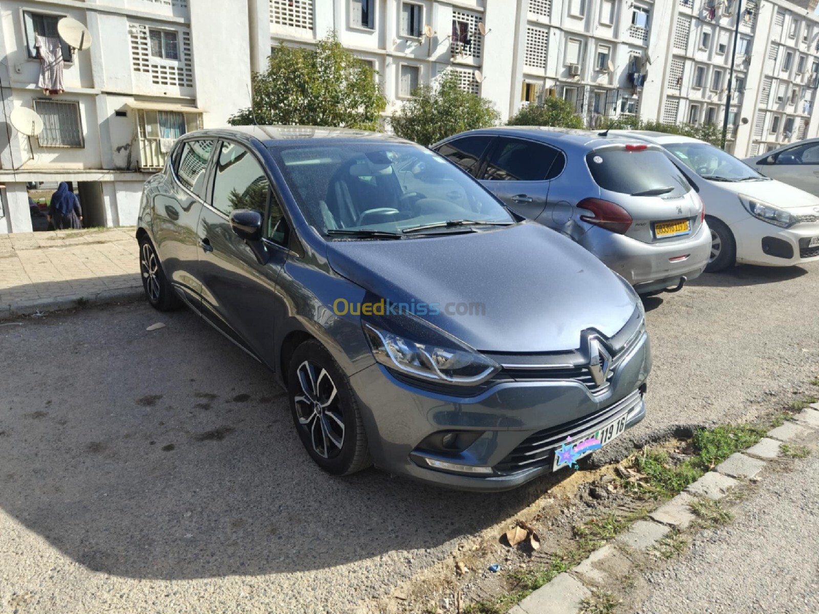 Renault Clio 4 2019 Limited 2