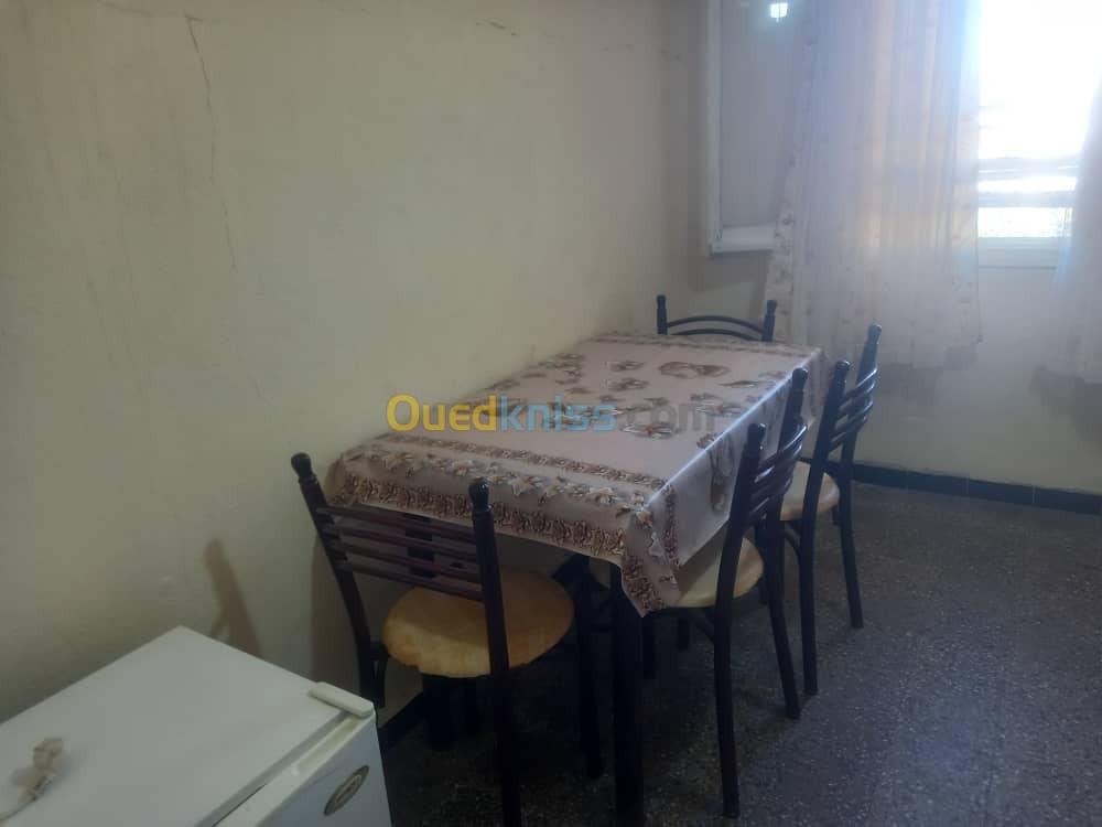 Location Appartement Jijel Taher