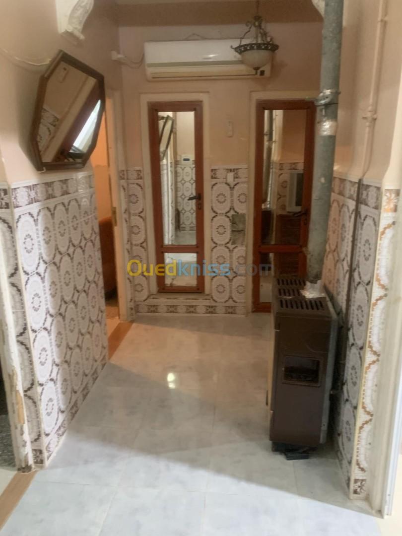 Location vacances Appartement F4 Jijel El aouana