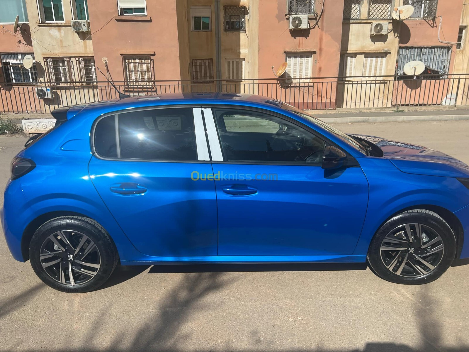 Peugeot 208 2024 Alleur