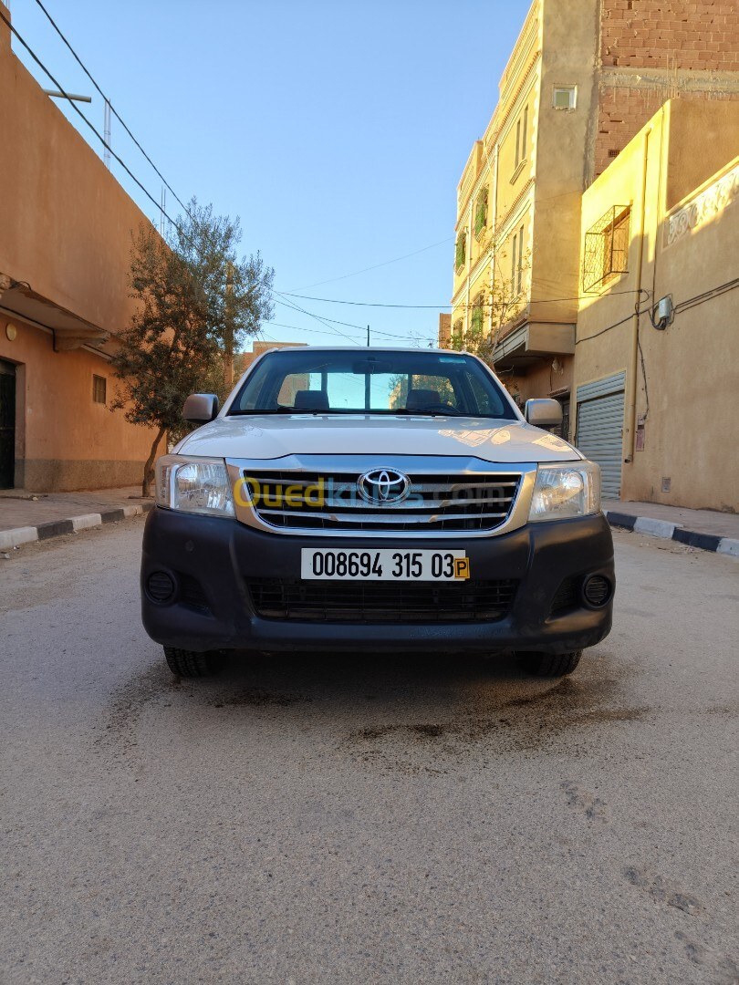 Toyota Hilux 2015 