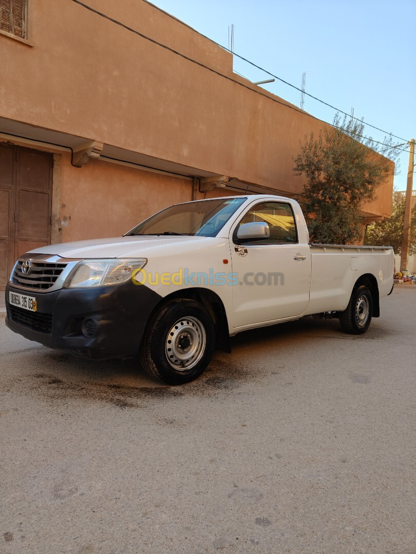 Toyota Hilux 2015 