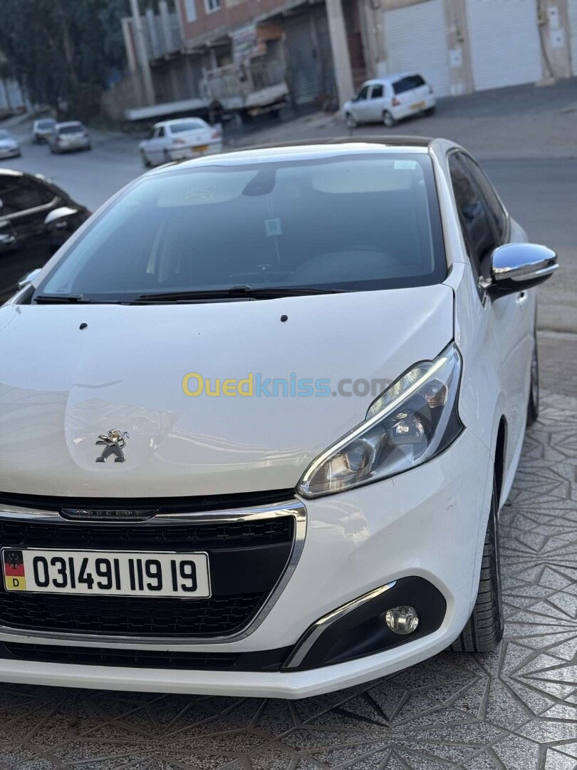 Peugeot 208 2019 Allure