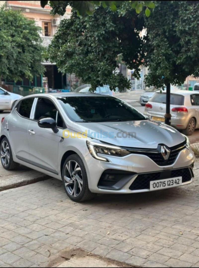 Renault Clio 2023 Rs line