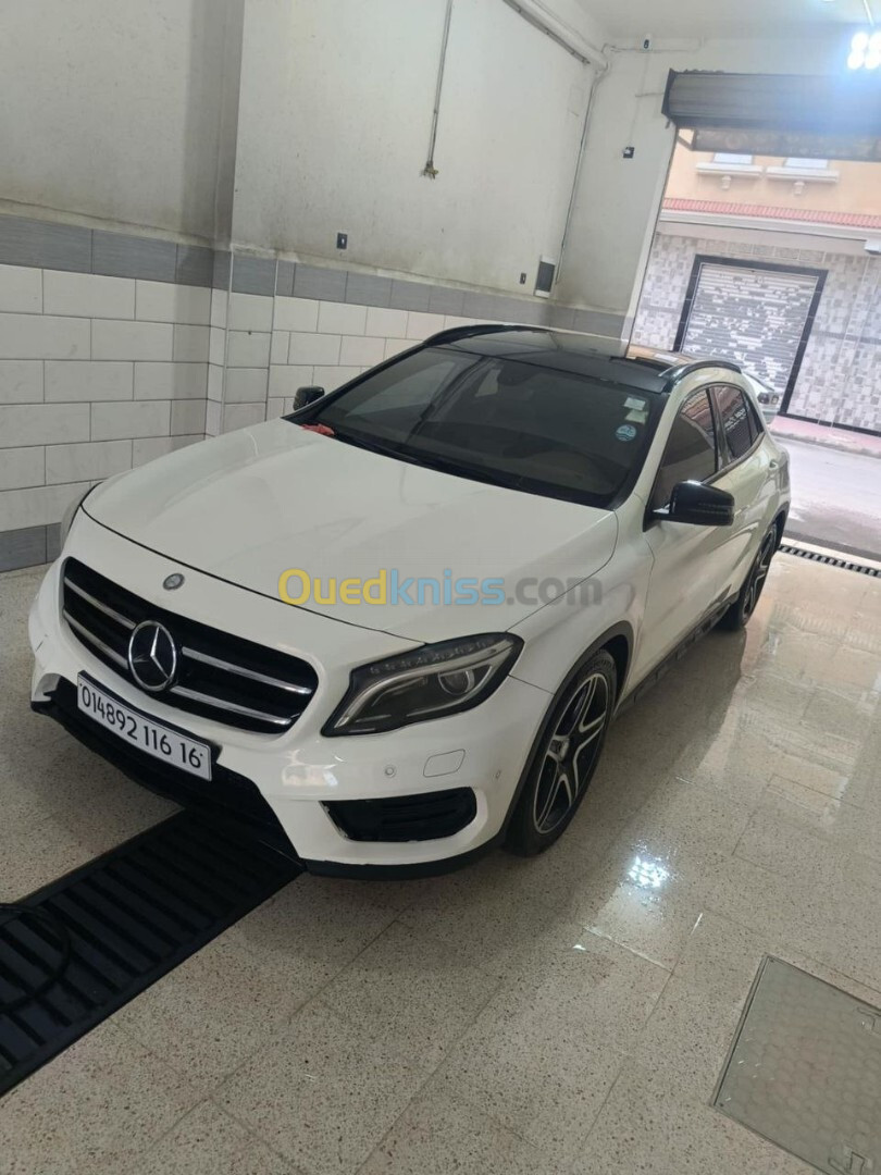 Mercedes GLA 2016 GLA