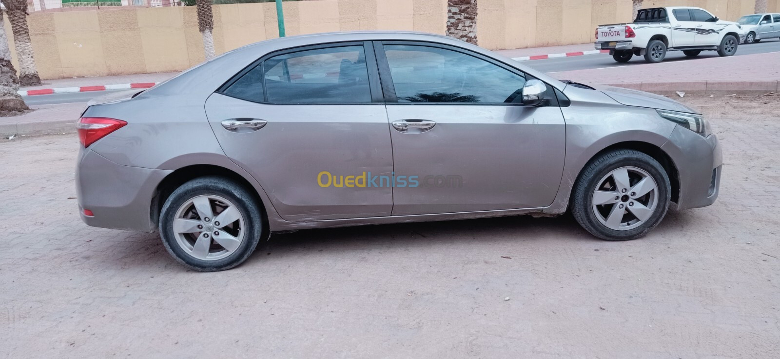 Toyota Corolla 2015 high grade