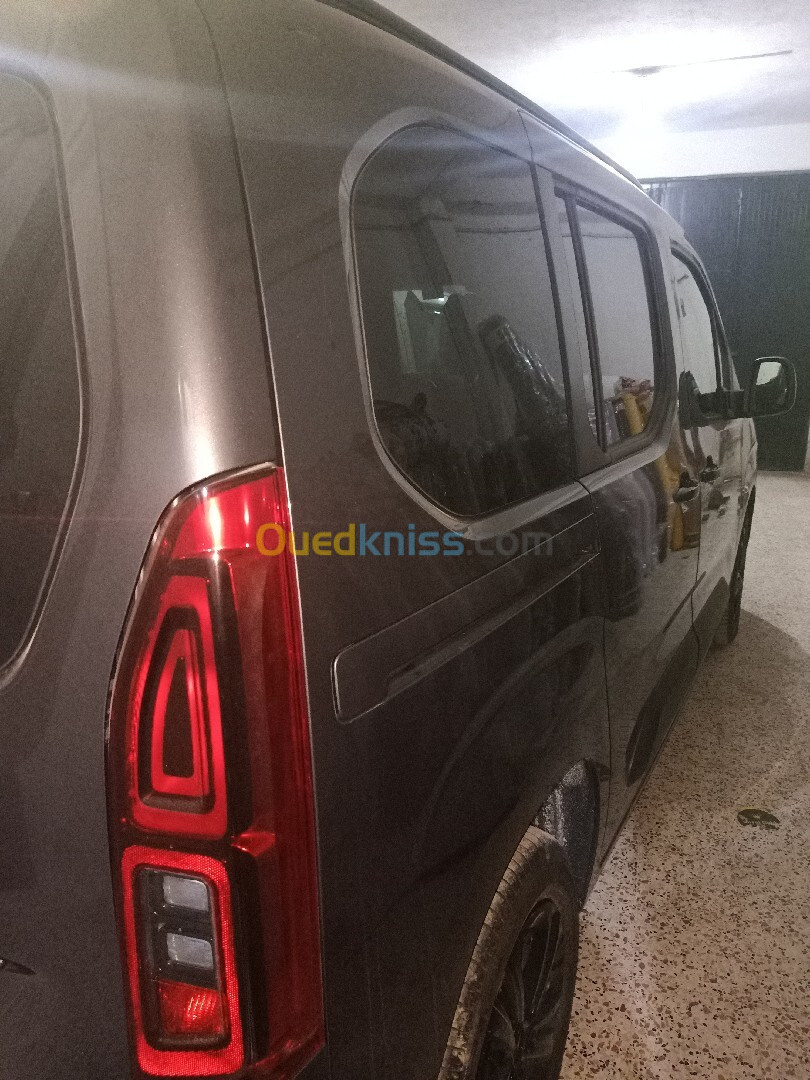 Fiat Doblo 2024 Vitri