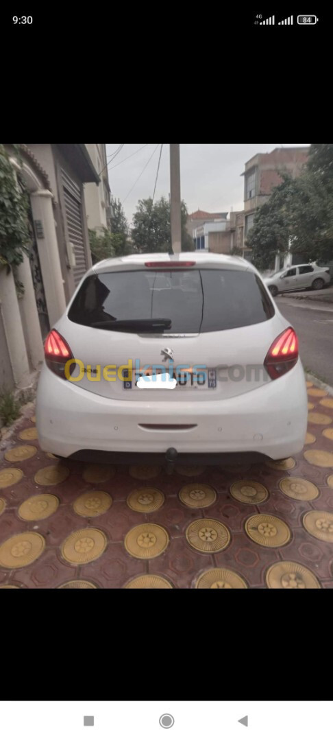 Peugeot 208 2016 Allure