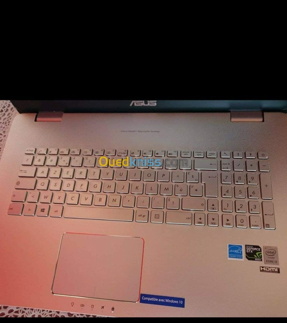 Laptop Asus 8 gb ram  cpu I7 4eme  gpu: Gtx 950m