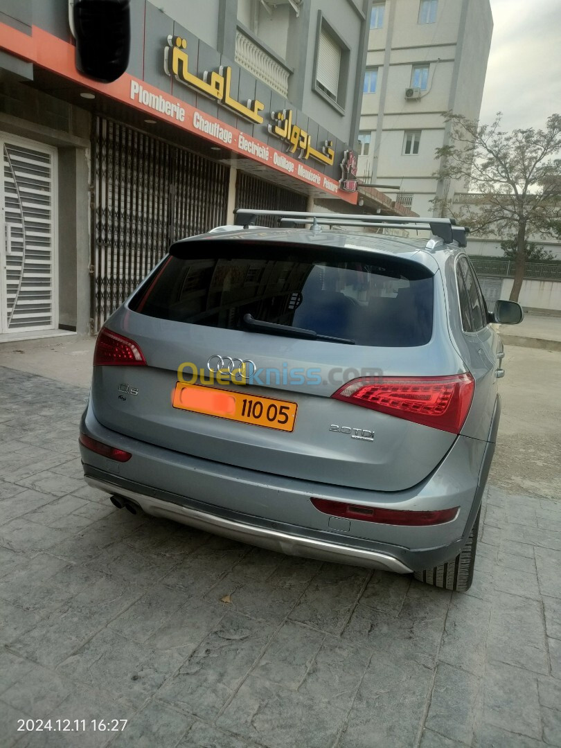 Audi Q5 2010 Off Road