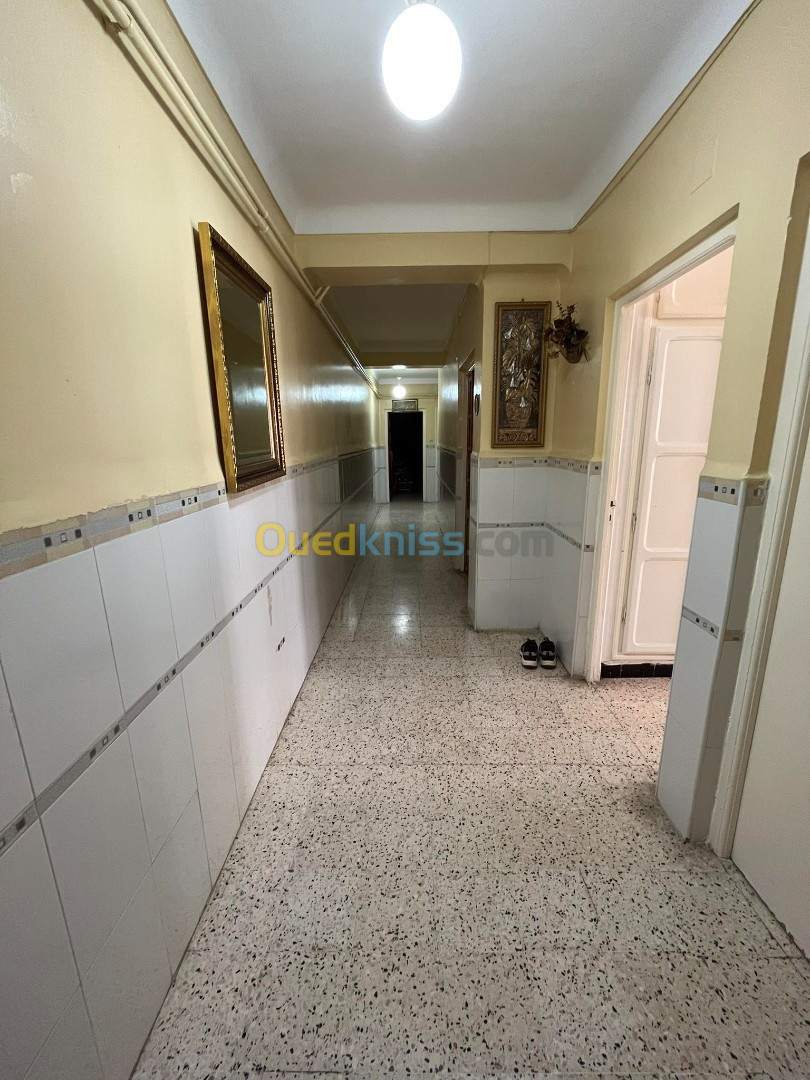 Vente Appartement F6 Blida Blida