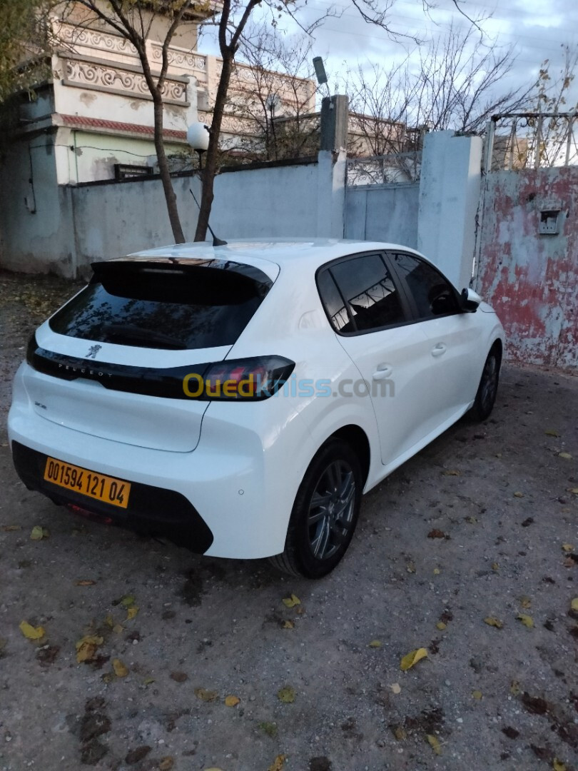 Peugeot 208 2021 208