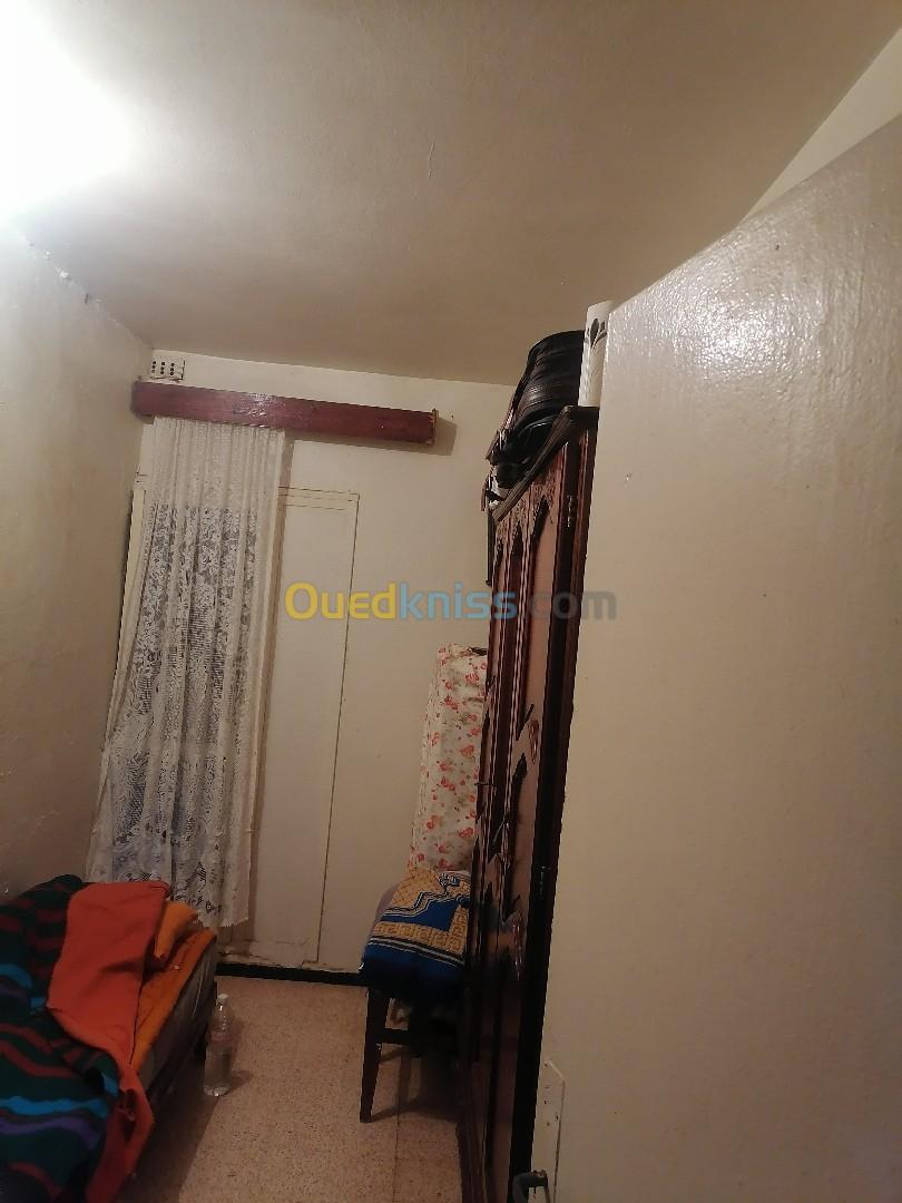 Echange Appartement F2 Oran El Kerma