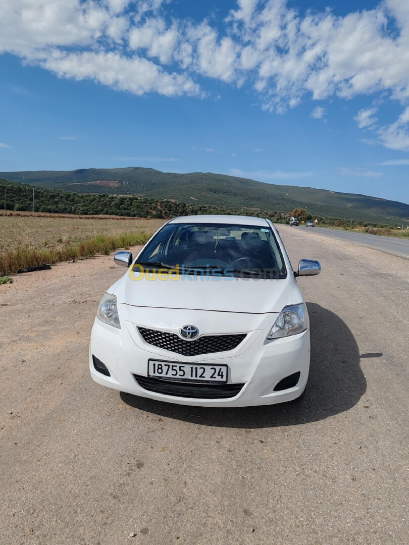 Toyota Yaris Sedan 2012 Yaris Sedan