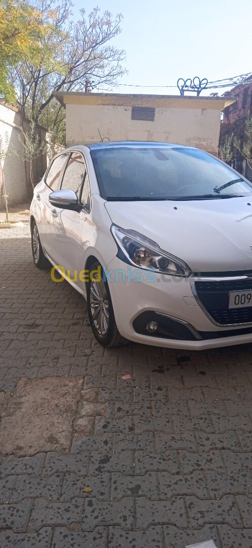 Peugeot 208 2019 Allure Facelift