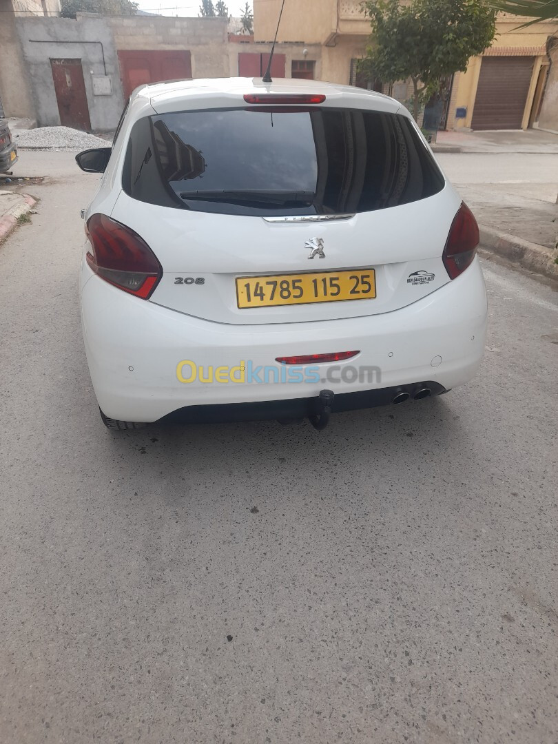 Peugeot 208 2015 Allure Facelift