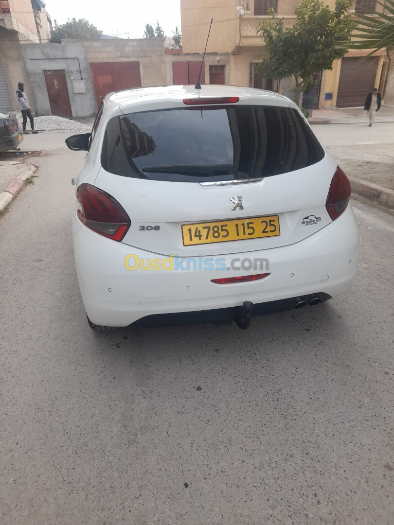 Peugeot 208 2015 Allure Facelift