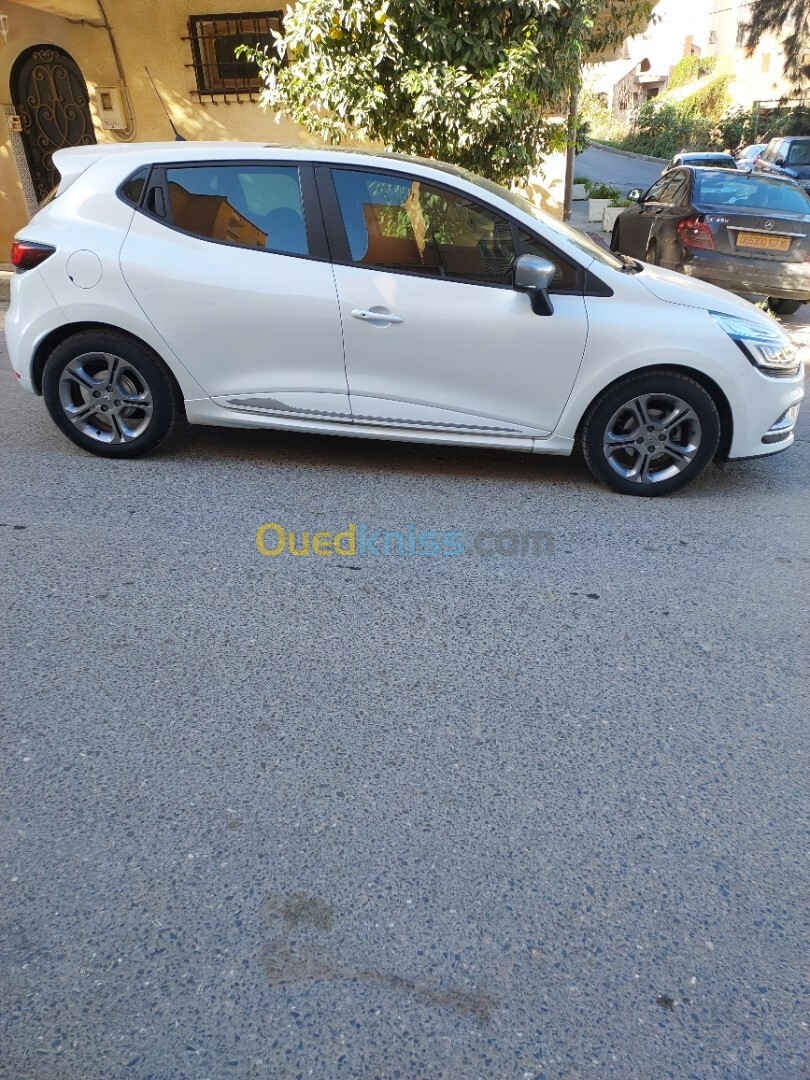 Renault Clio 4 2023 Gt line +