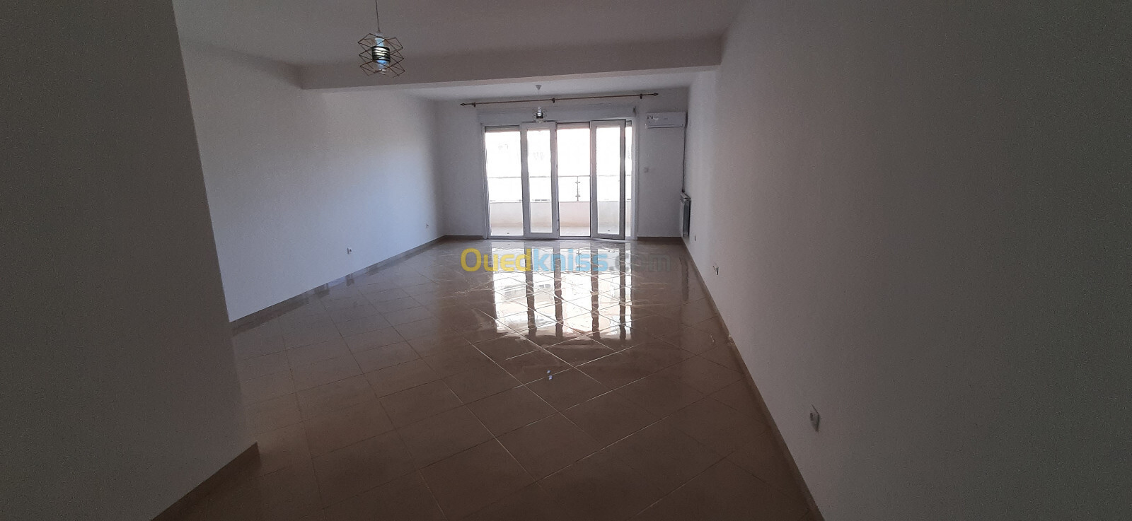 Location Appartement F4 Alger Souidania