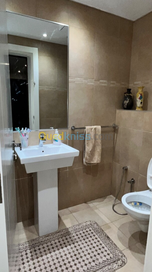 Location Appartement F5 Alger Cheraga