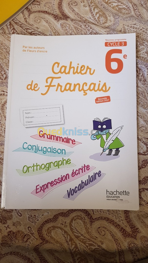 Livre de français: Hachette EDUCATION 