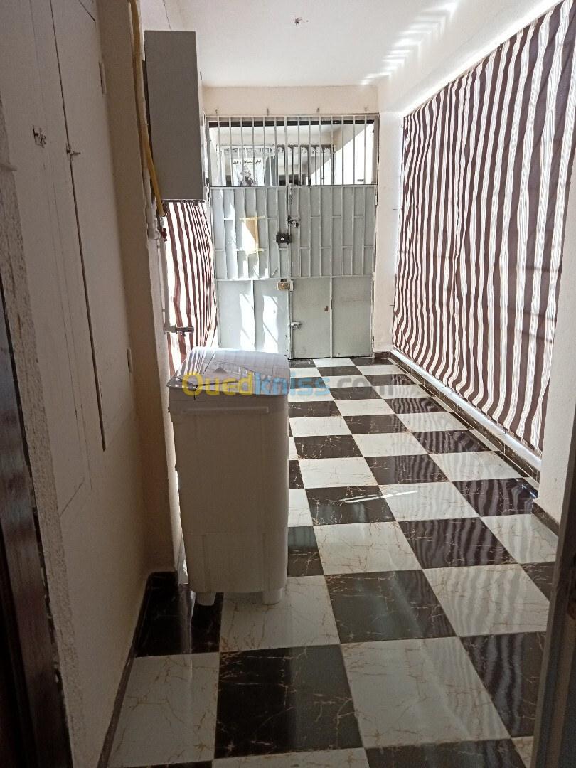 Location Appartement F2 Batna Batna