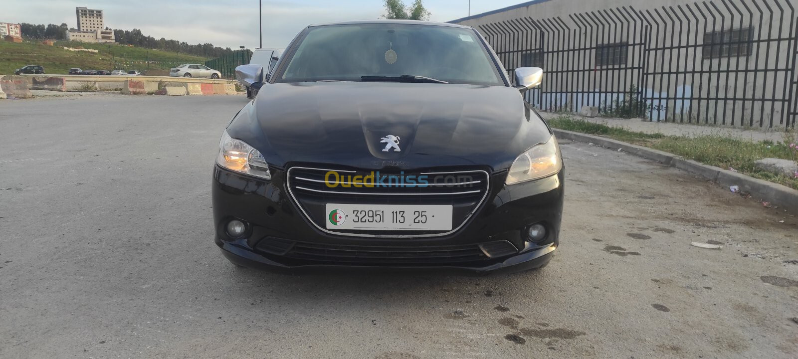 Peugeot 301 2013 Allure