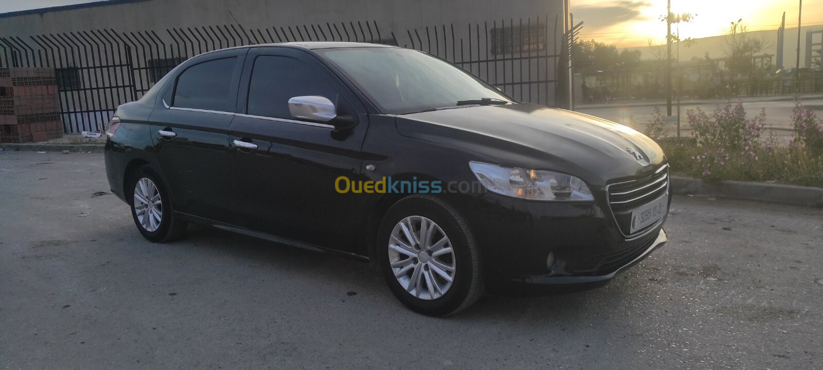 Peugeot 301 2013 Allure