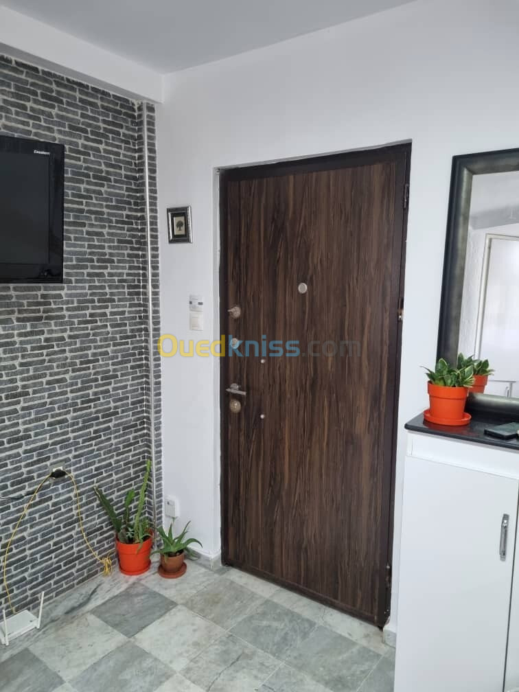 Vente Appartement F2 Alger El mouradia