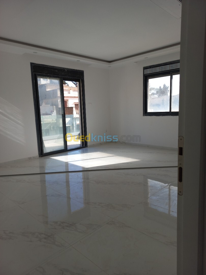 Vente Appartement F4 Alger Hydra