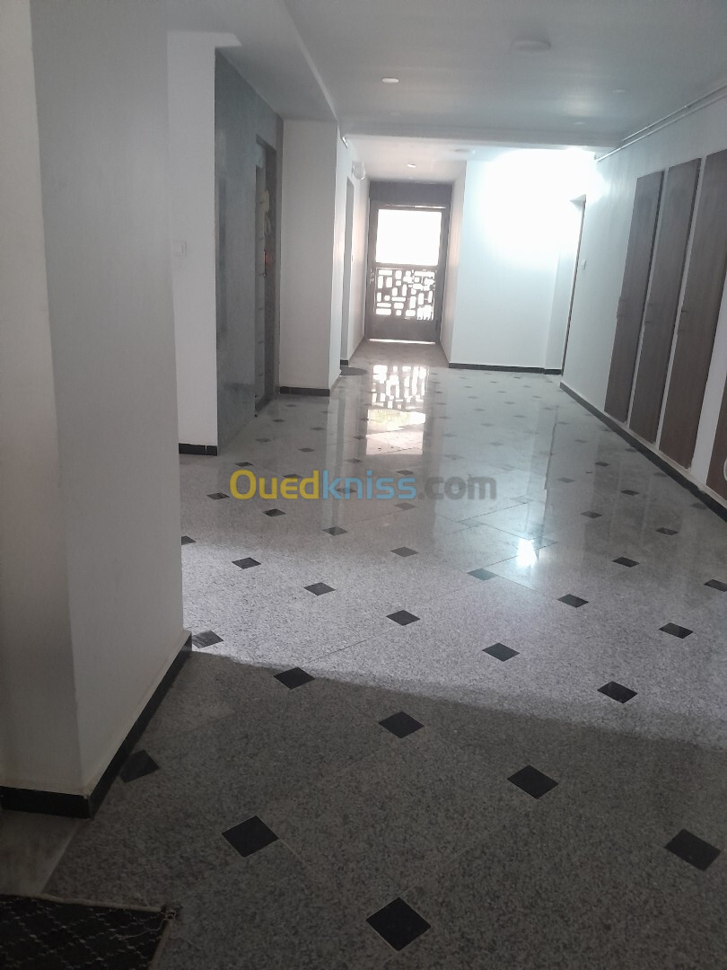 Vente Appartement F3 Alger Cheraga