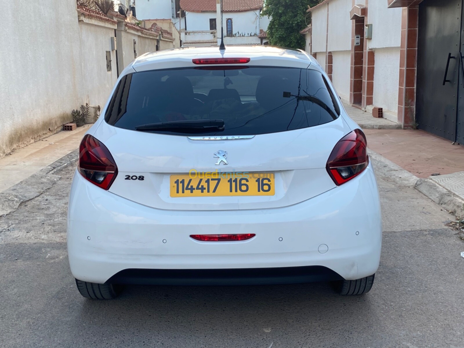 Peugeot 208 2016 Allure Facelift