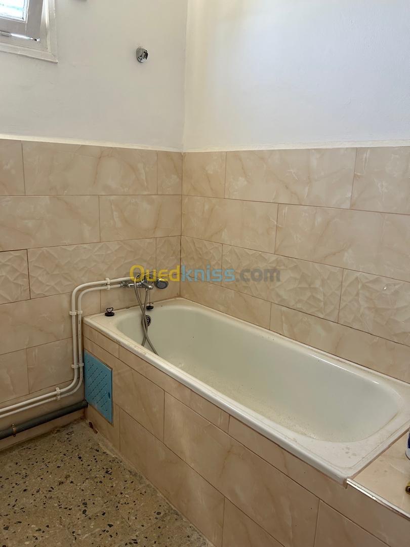 Location Appartement F5 Alger Cheraga