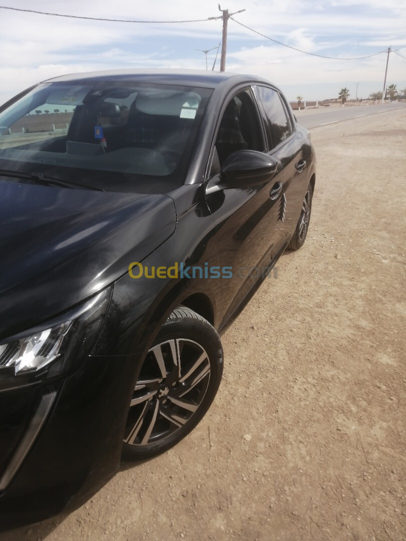 Peugeot 208 2022 Allure