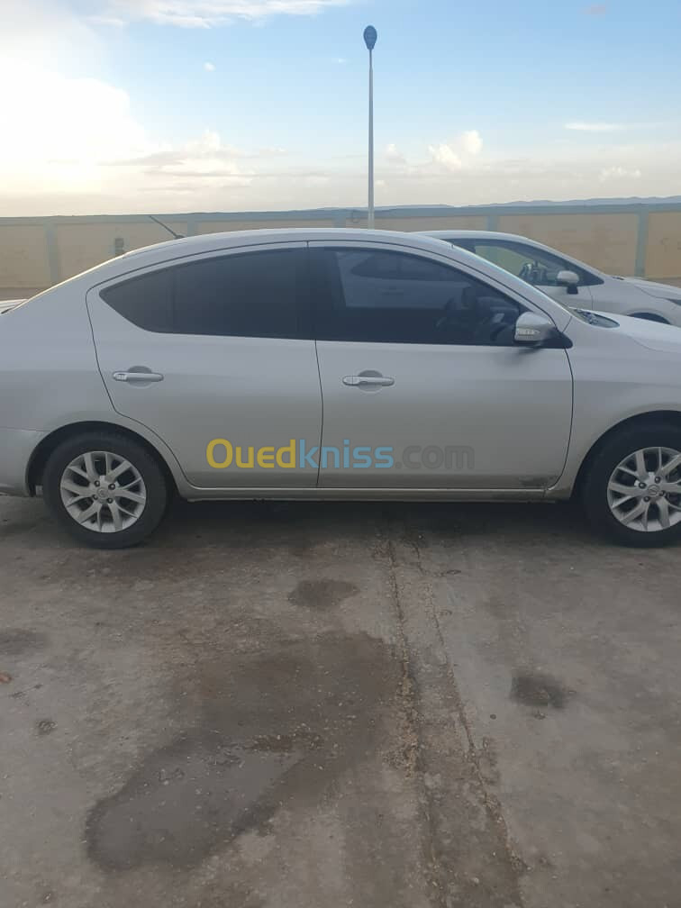 Nissan Sunny 2023 Toute option