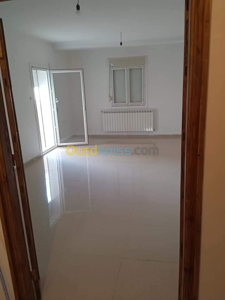 Location Appartement F4 Alger Staoueli