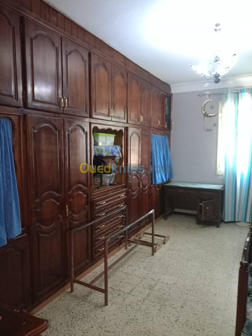 Location Niveau De Villa F5 Boumerdès Ouled hedadj