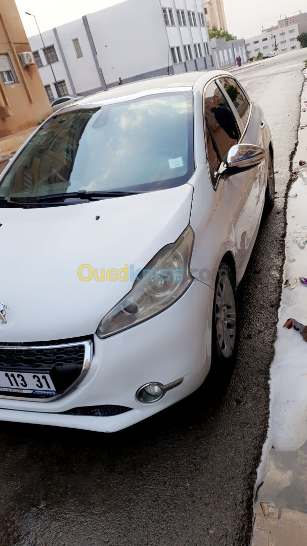 Peugeot 208 2013 Allure