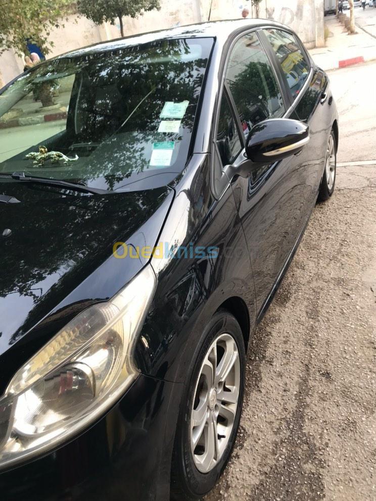 Peugeot 208 2013 208